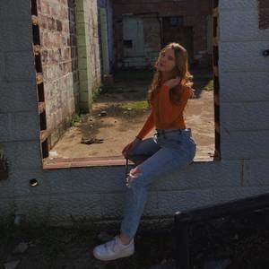 Meet your Posher, Cassie